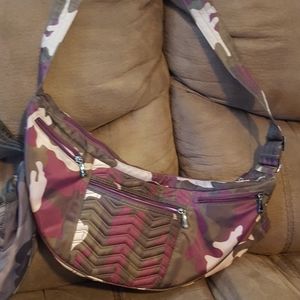Lug handbags